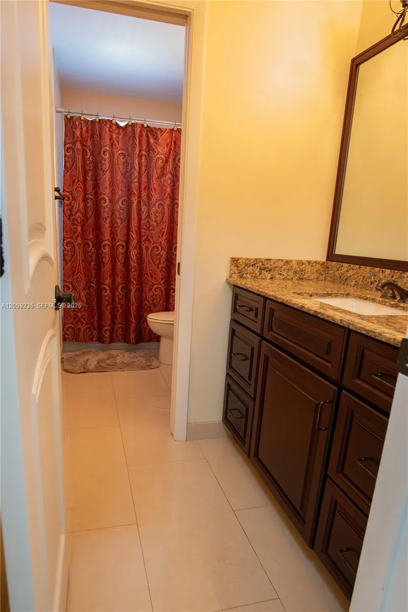 3160 Peachtree Cir Davie, FL 33328