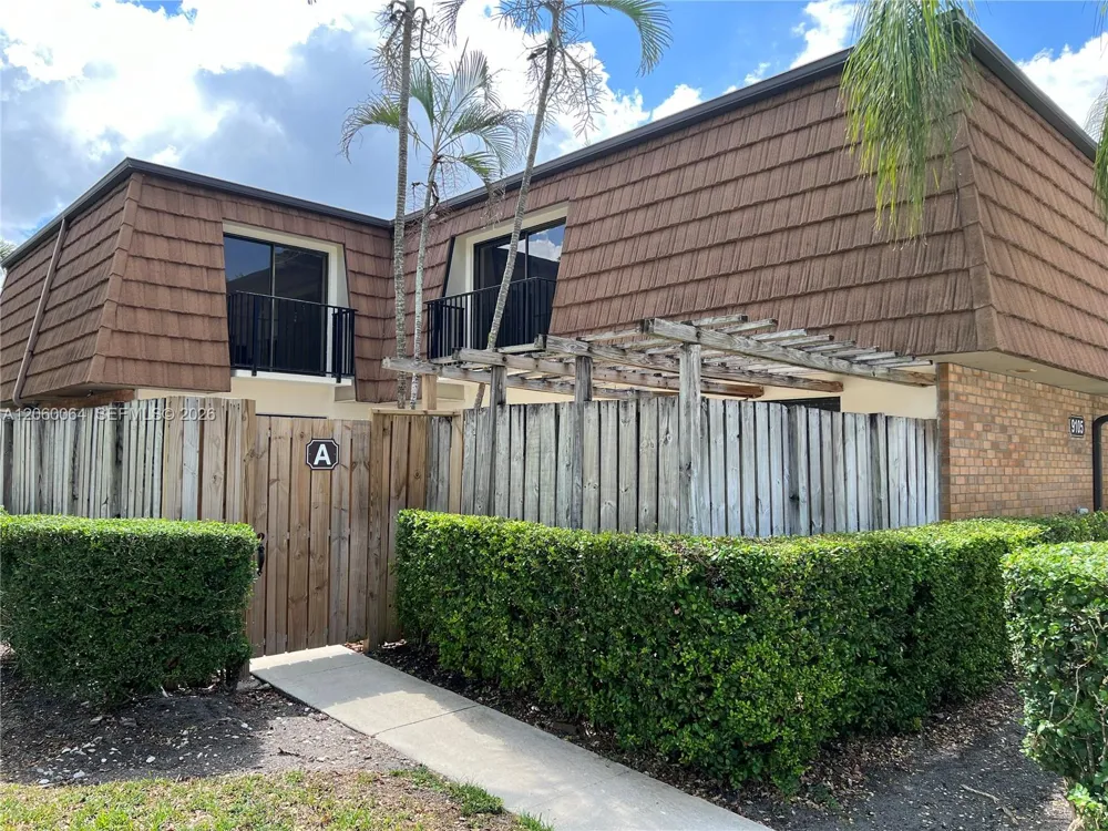 9105 SW 19th Pl #A Davie, FL 33324