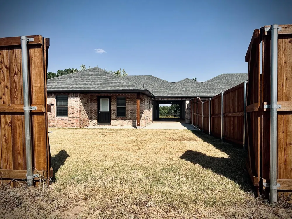 617 Friendship Road Sherman, TX 75092