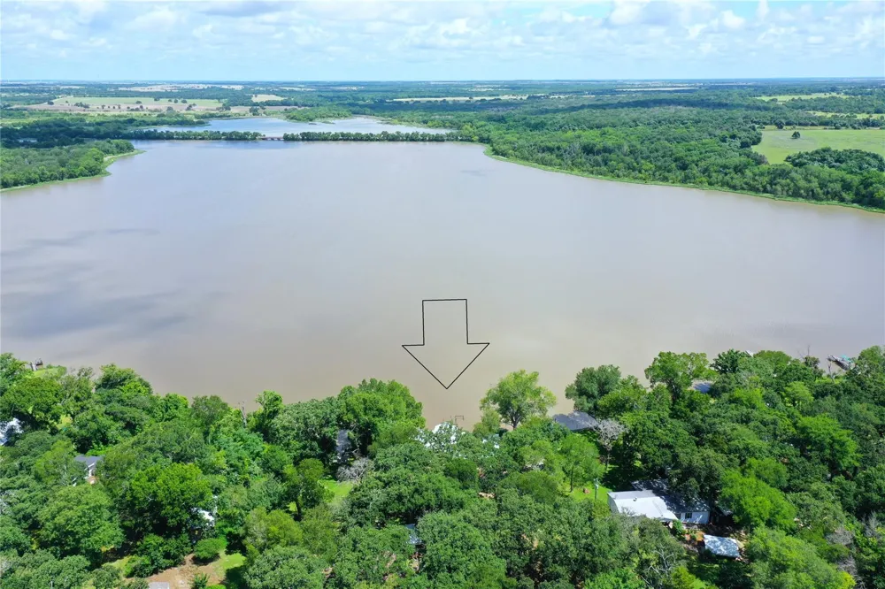 346 Lcr Redbud A Mexia, TX 76667