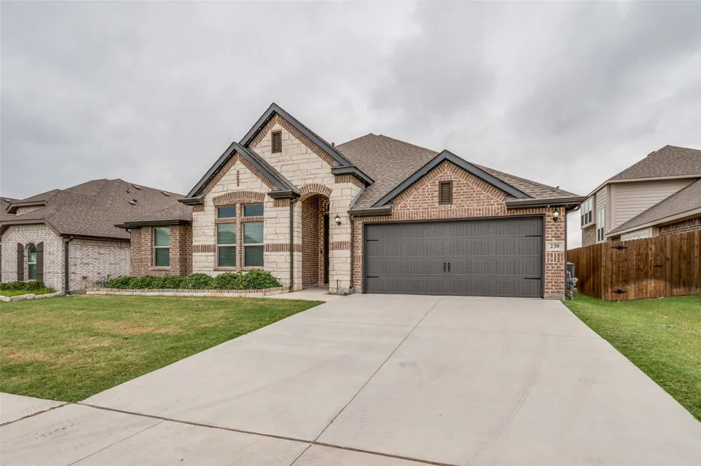 230 Clairmont Drive Ponder, TX 76259
