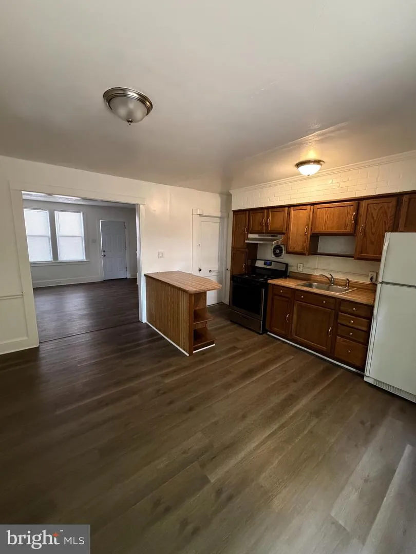 674 SAINT JOSEPH STREET Lancaster, PA 17603