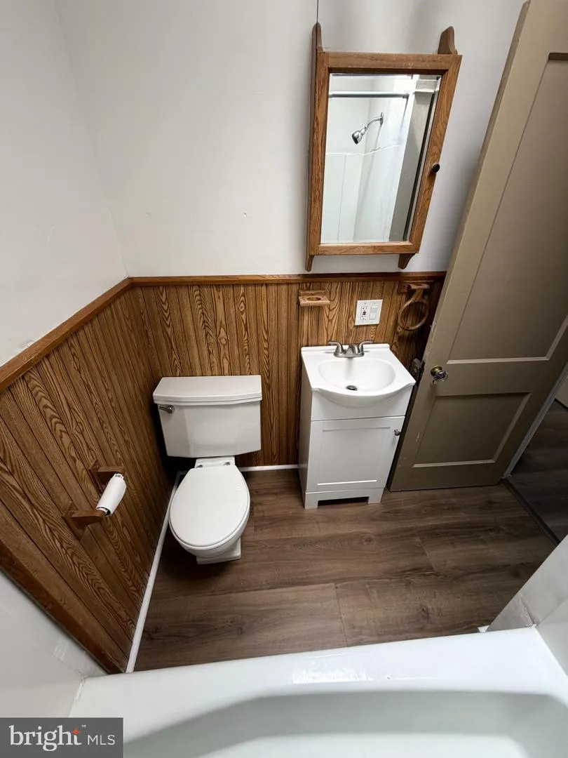 674 SAINT JOSEPH STREET Lancaster, PA 17603