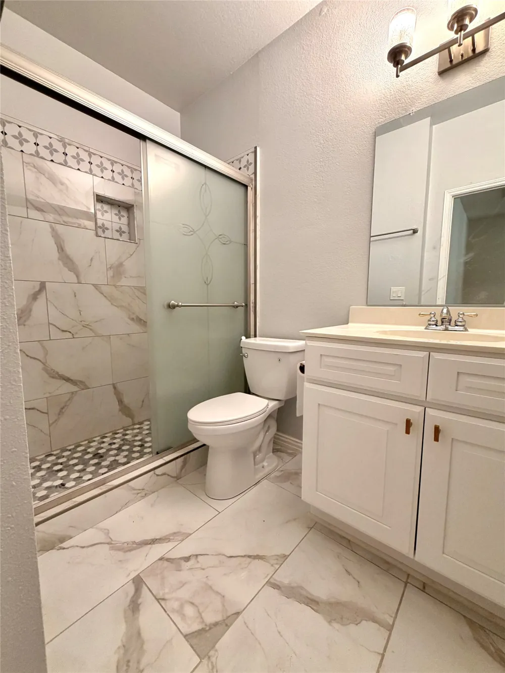 4300 Giovanni Drive Plano, TX 75024