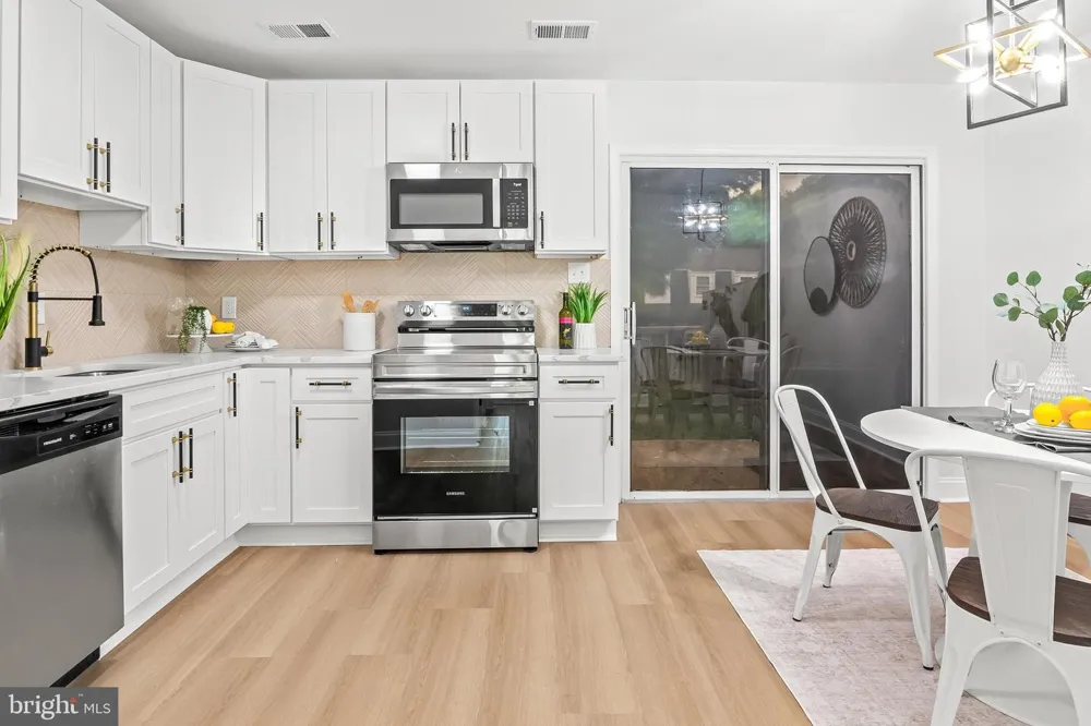 38 HERITAGE COURT Annapolis, MD 21401