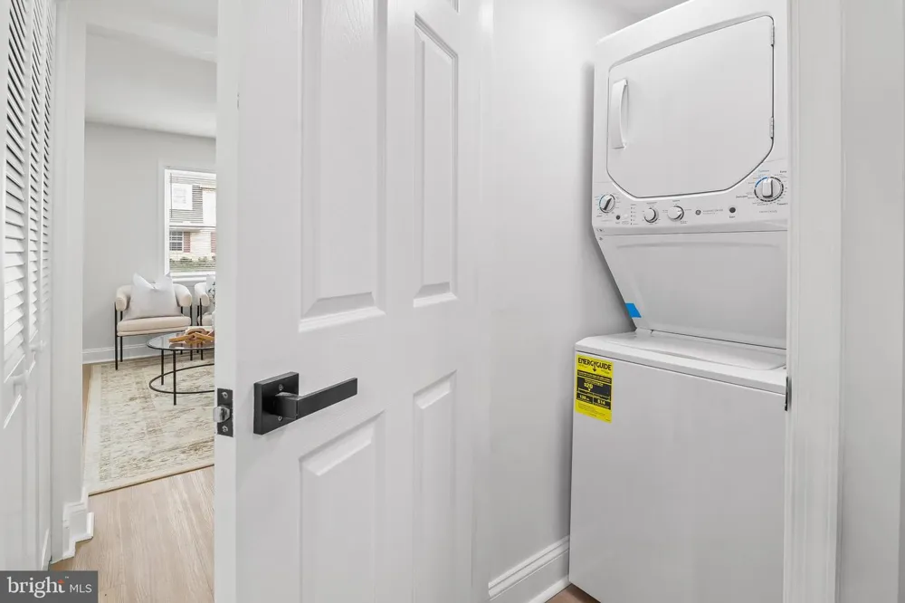 38 HERITAGE COURT Annapolis, MD 21401