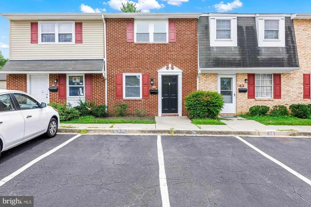 38 HERITAGE COURT Annapolis, MD 21401