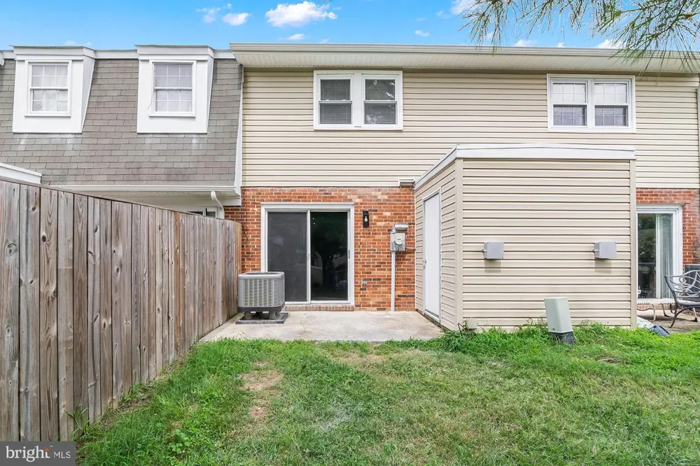 38 HERITAGE COURT Annapolis, MD 21401