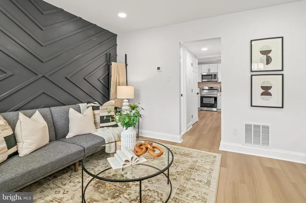 38 HERITAGE COURT Annapolis, MD 21401