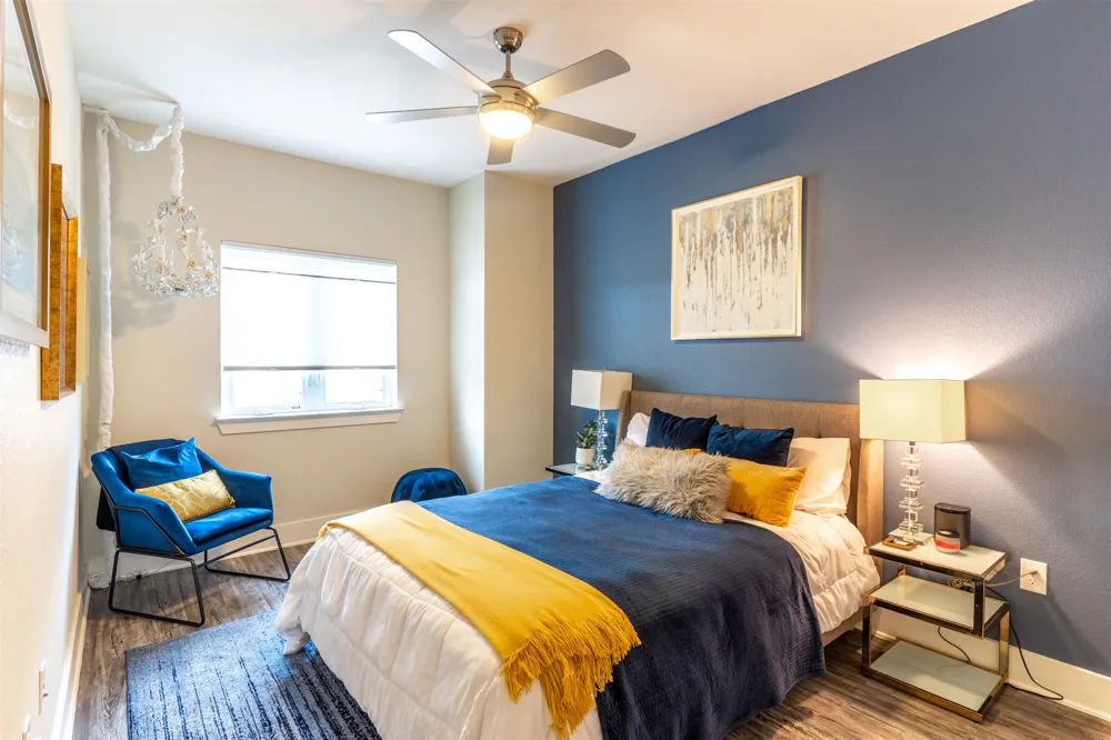 2827 Manor Road #2202 Austin, TX 78722