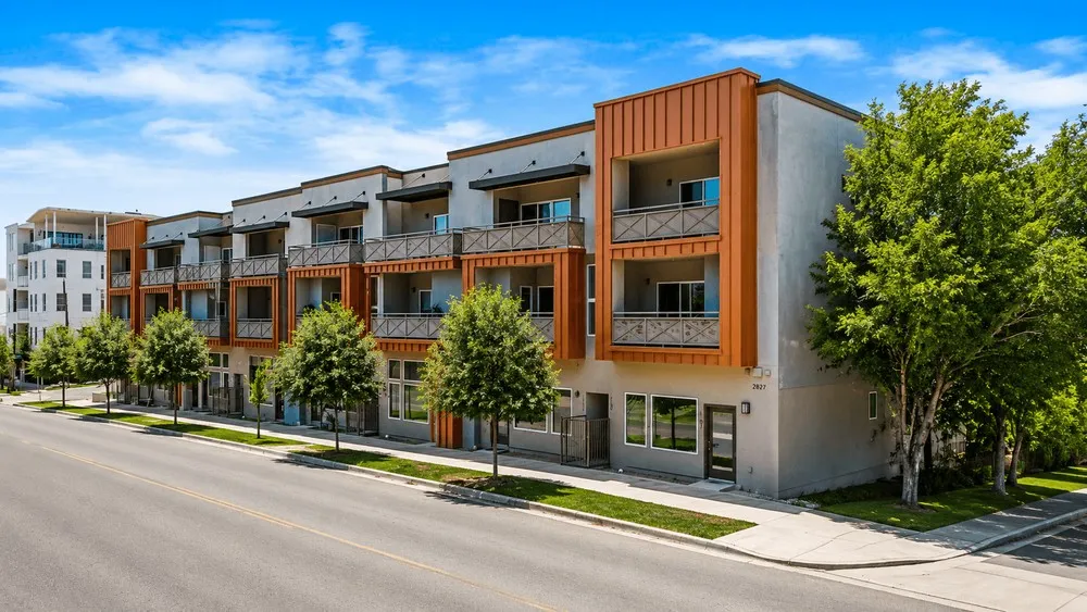 2827 Manor Road #2202 Austin, TX 78722