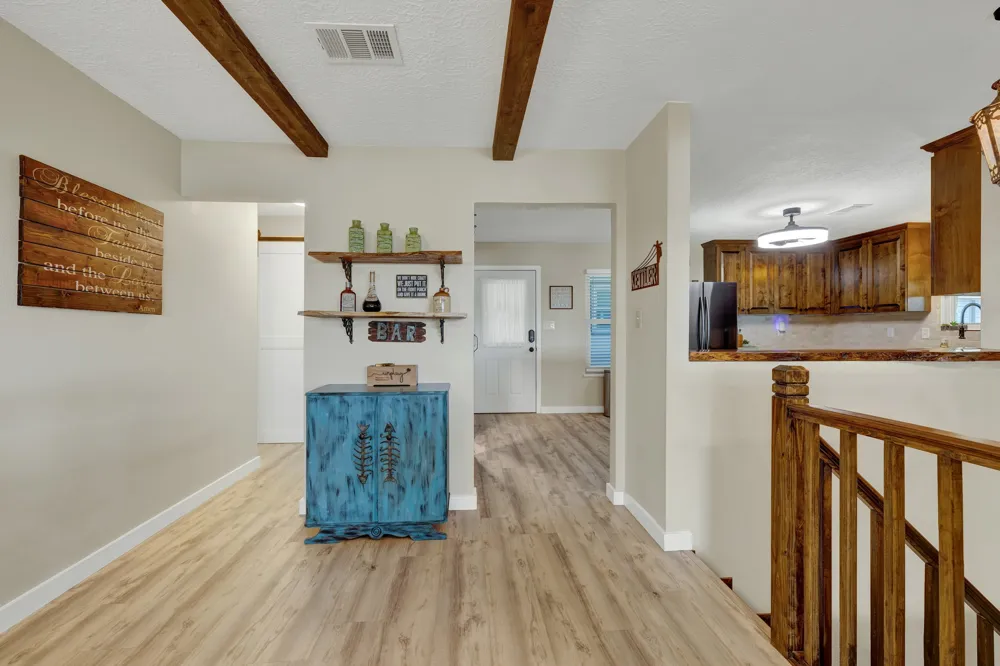 1422 Oakridge Lane Canyon Lake, TX 78133