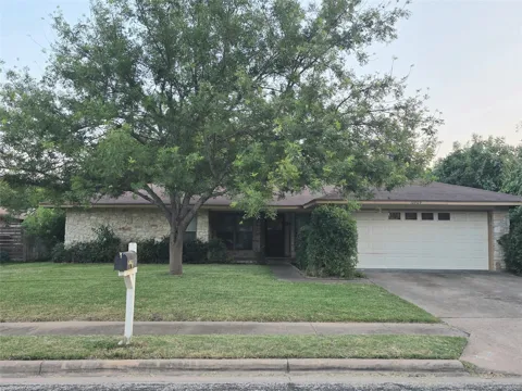 10909 Hillside Oak Lane