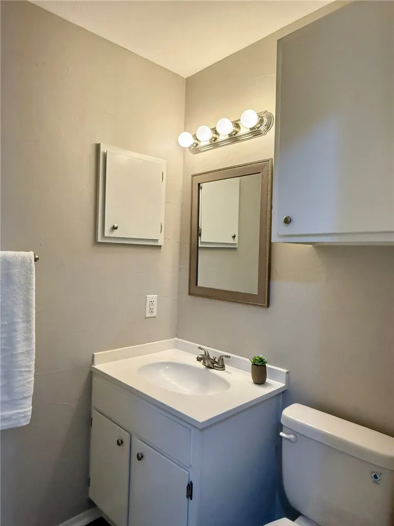 4403 Carter Creek Parkway #5 Bryan, TX 77802