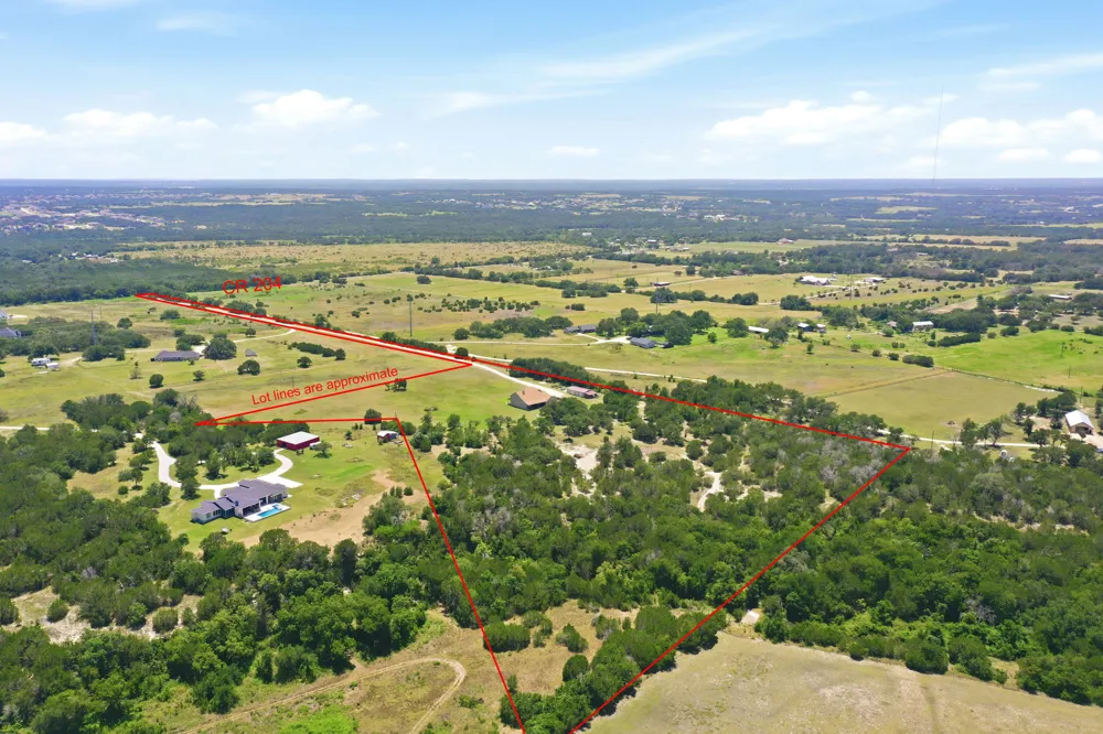 450 County Road 204 Liberty Hill, TX 78642