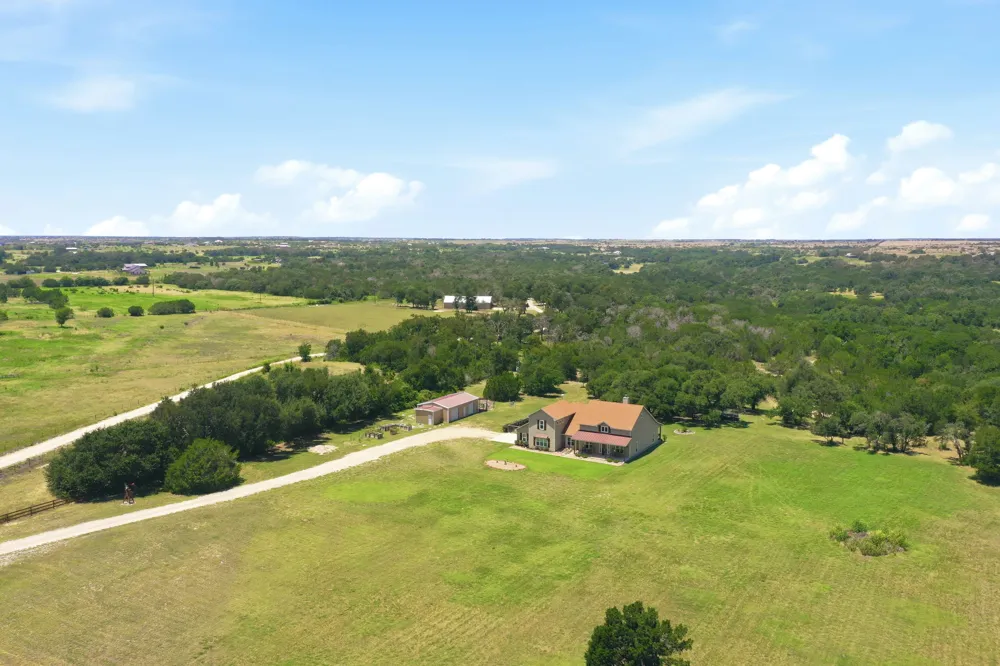 450 County Road 204 Liberty Hill, TX 78642