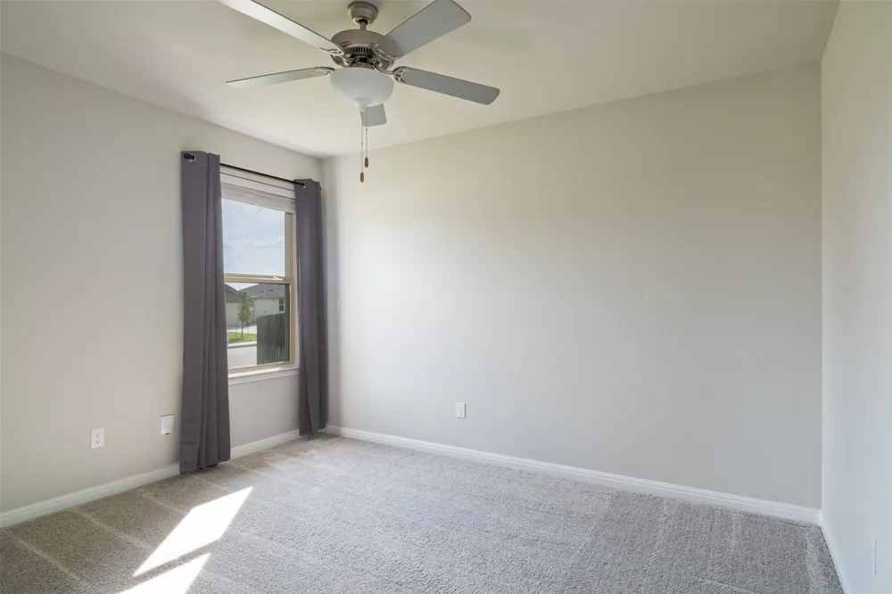 117 Blooming Trail Kyle, TX 78640
