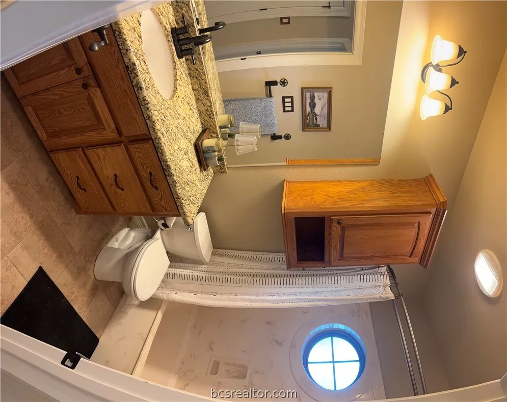 2105 Ella Lane Bryan, TX 77802
