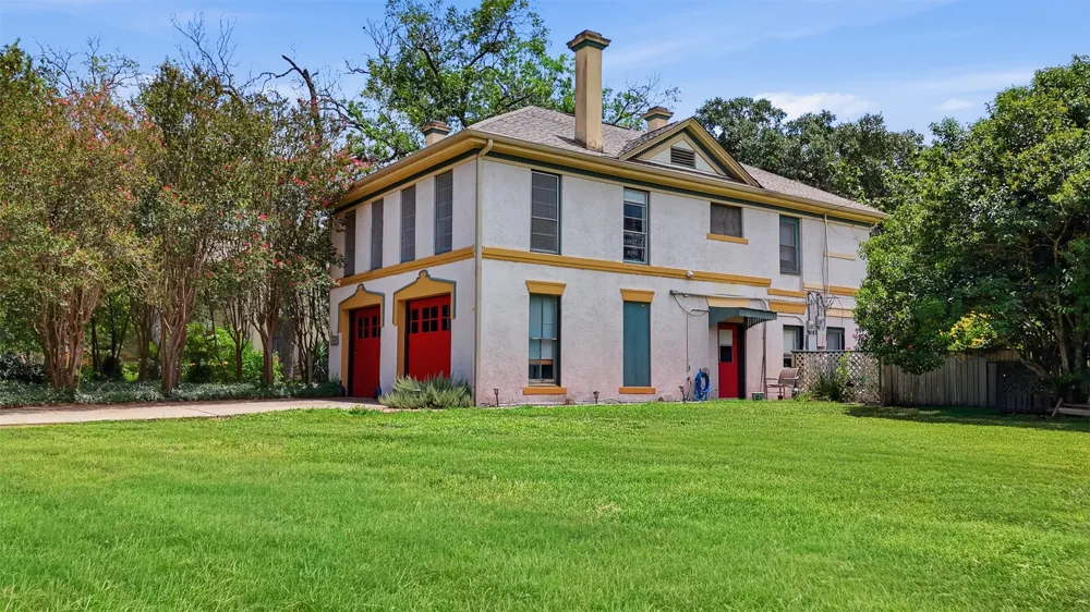 723 Saint James Street Gonzales, TX 78629