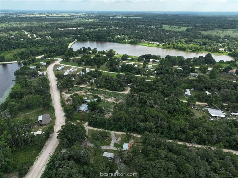 1 Fir Drive Caldwell, TX 77836