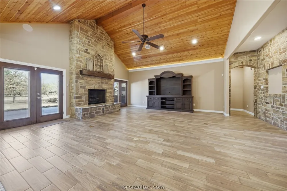 36394 FM 1736 Hempstead, TX 77445