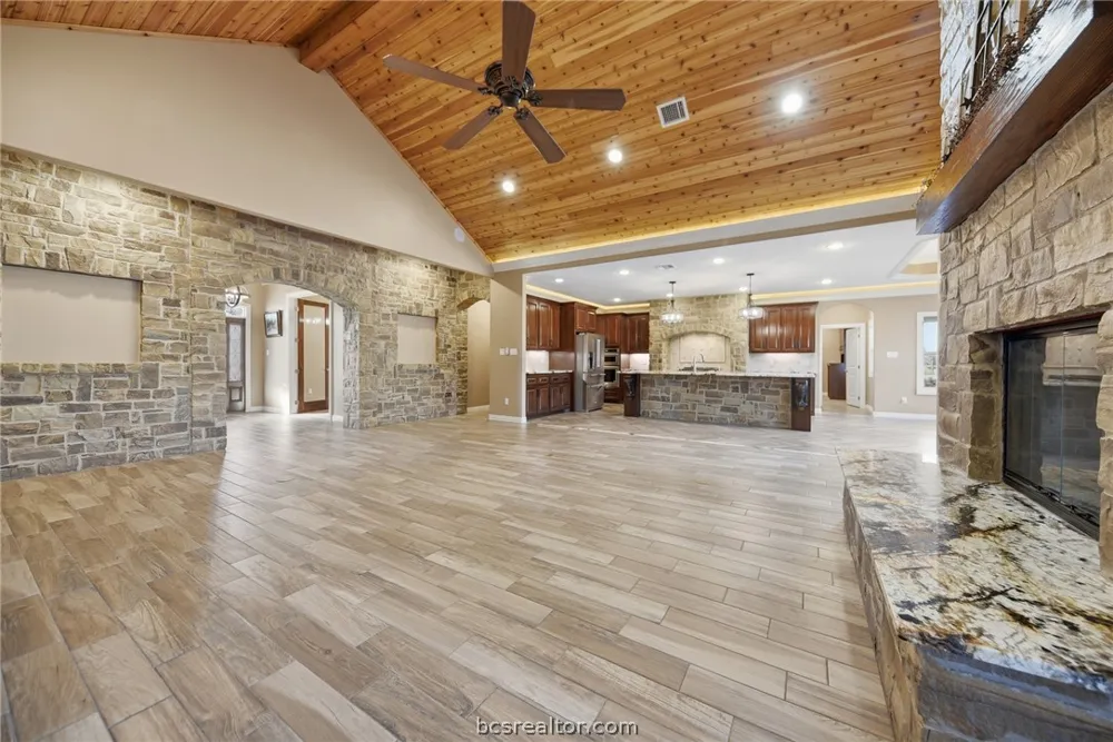 36394 FM 1736 Hempstead, TX 77445