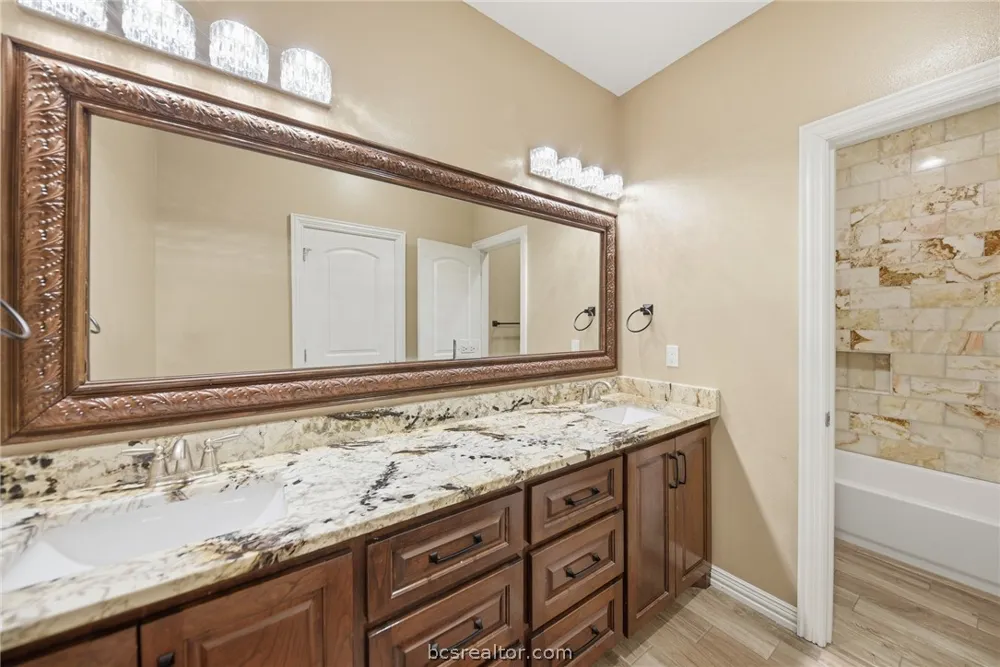36394 FM 1736 Hempstead, TX 77445