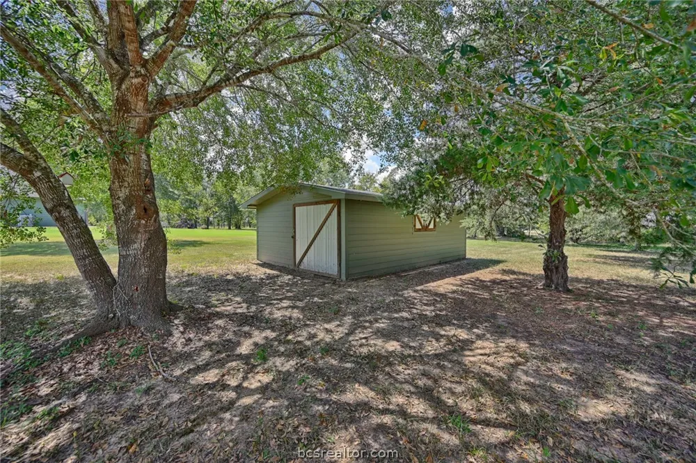 36394 FM 1736 Hempstead, TX 77445