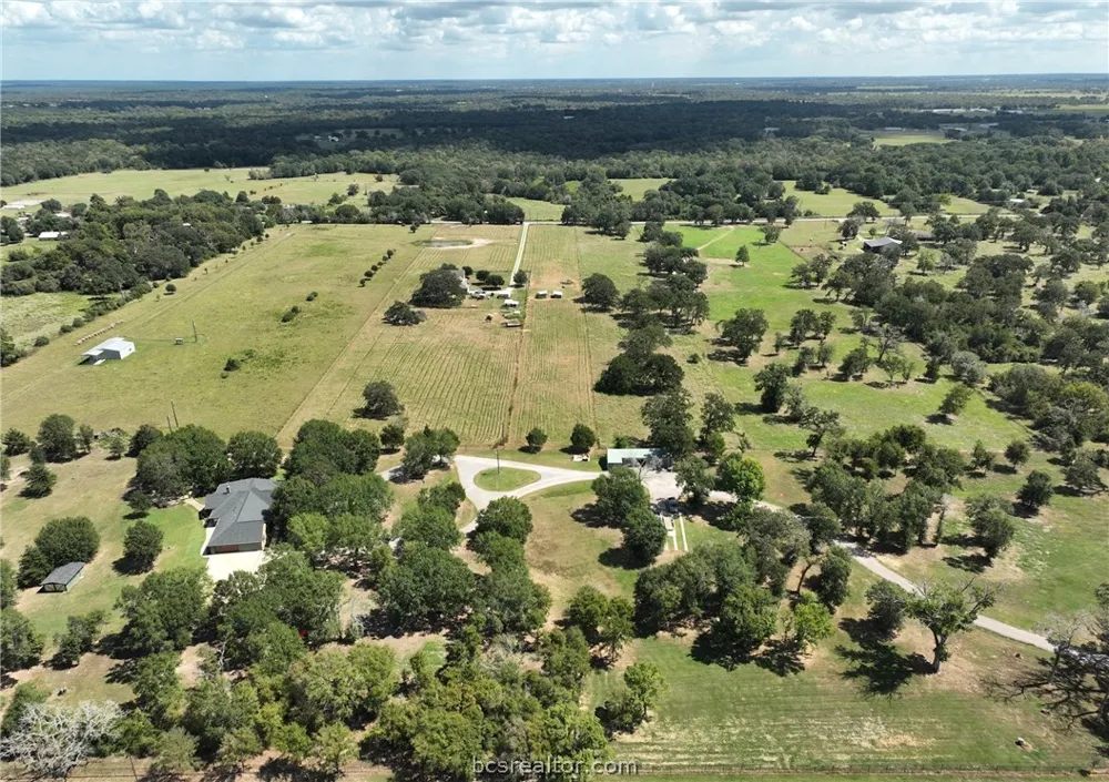 36394 FM 1736 Hempstead, TX 77445