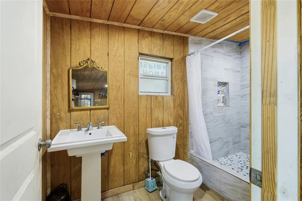 1221 Fm 812 #A Cedar Creek, TX 78612