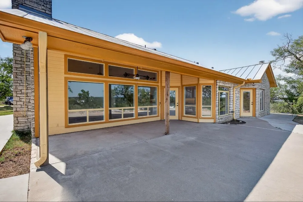 95 Gateway North Marble Falls, TX 78654