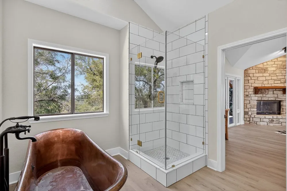 95 Gateway North Marble Falls, TX 78654