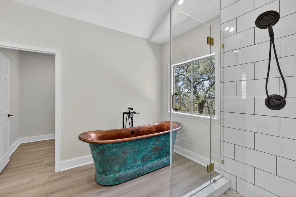 95 Gateway North Marble Falls, TX 78654