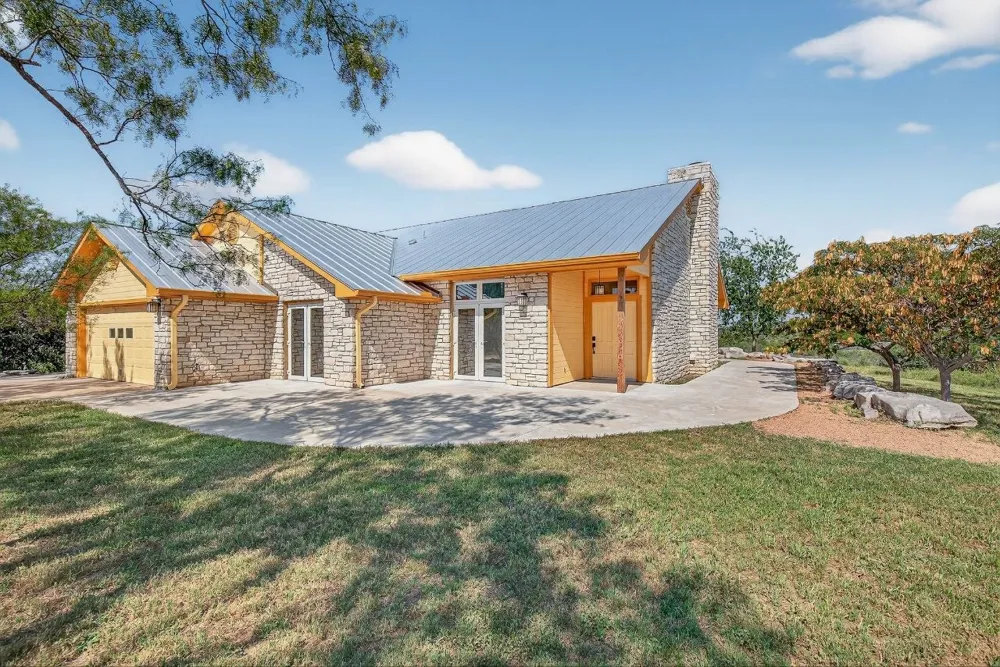 95 Gateway North Marble Falls, TX 78654