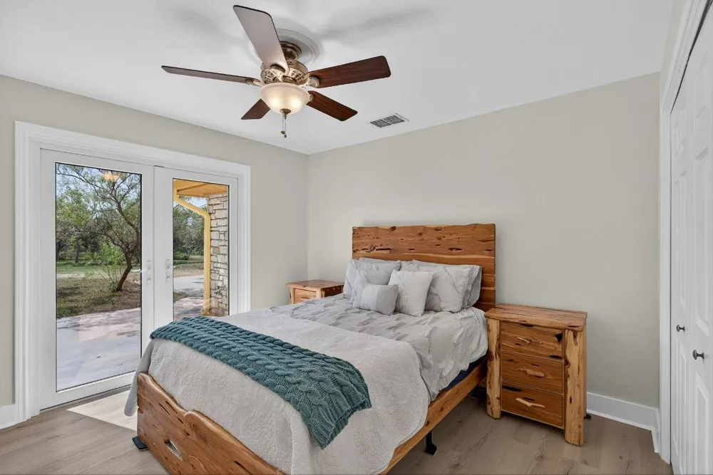 95 Gateway North Marble Falls, TX 78654