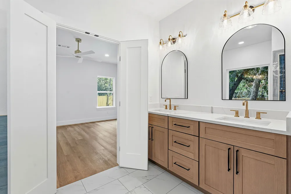 13 Country Place Drive Wimberley, TX 78676