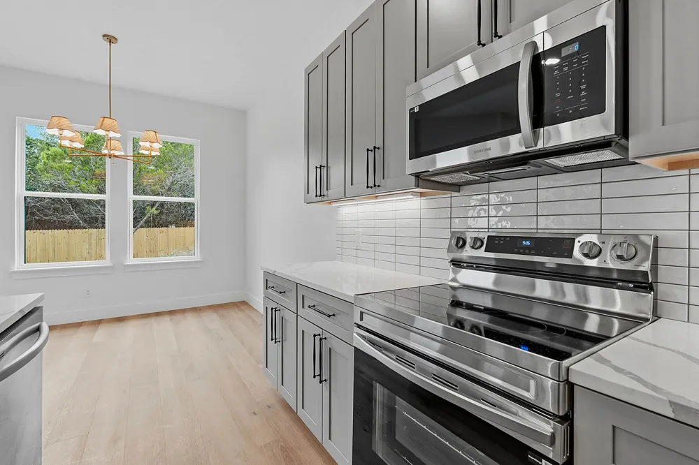 13 Country Place Drive Wimberley, TX 78676