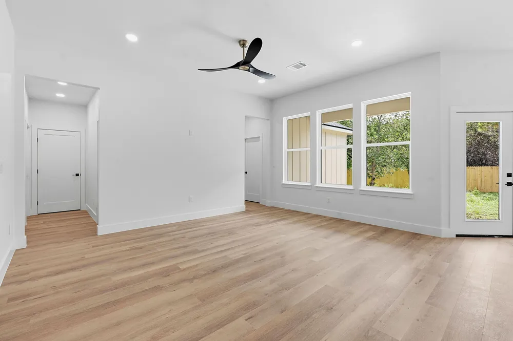 13 Country Place Drive Wimberley, TX 78676