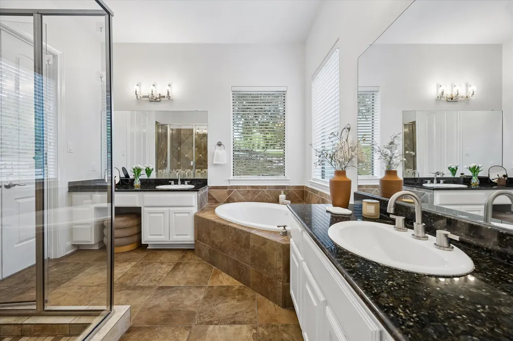 11600 Hunters Green Trail Austin, TX 78732
