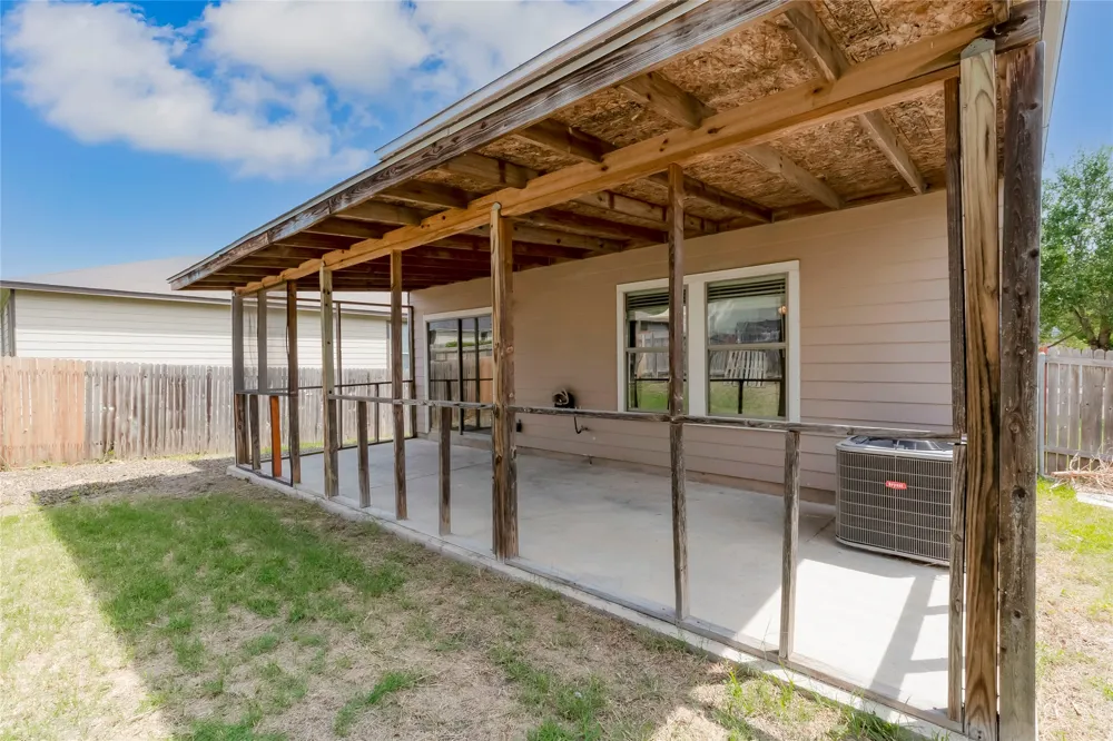 191 Beech Drive Kyle, TX 78640