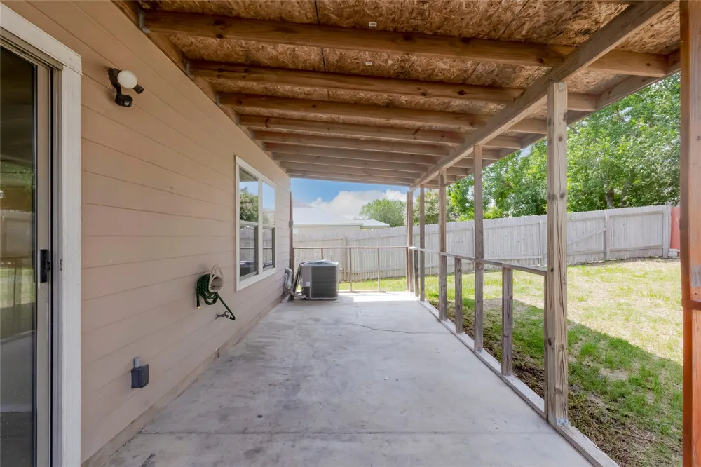 191 Beech Drive Kyle, TX 78640