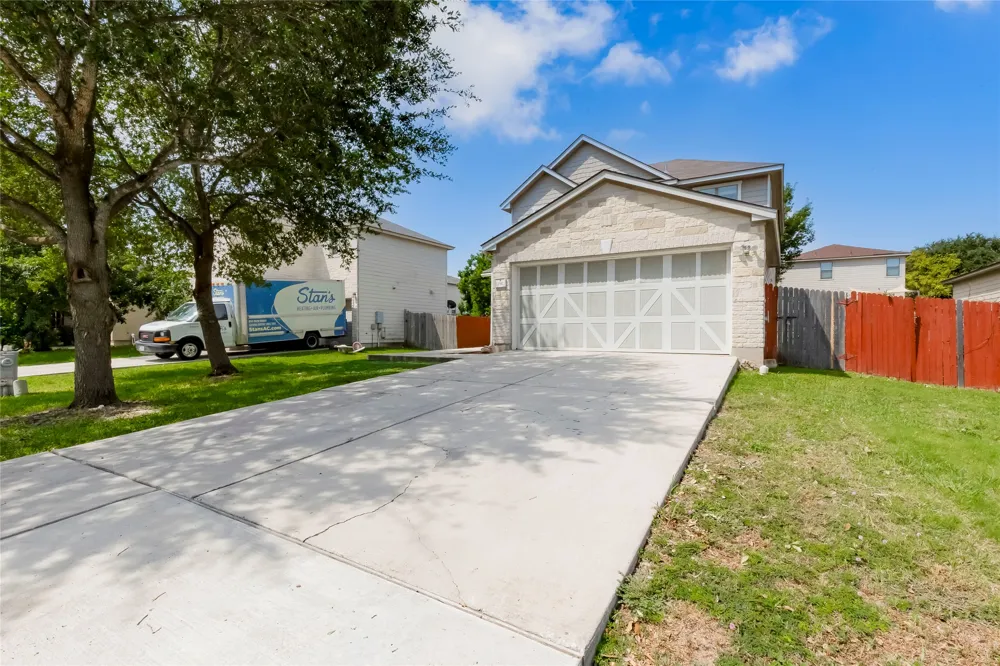 191 Beech Drive Kyle, TX 78640