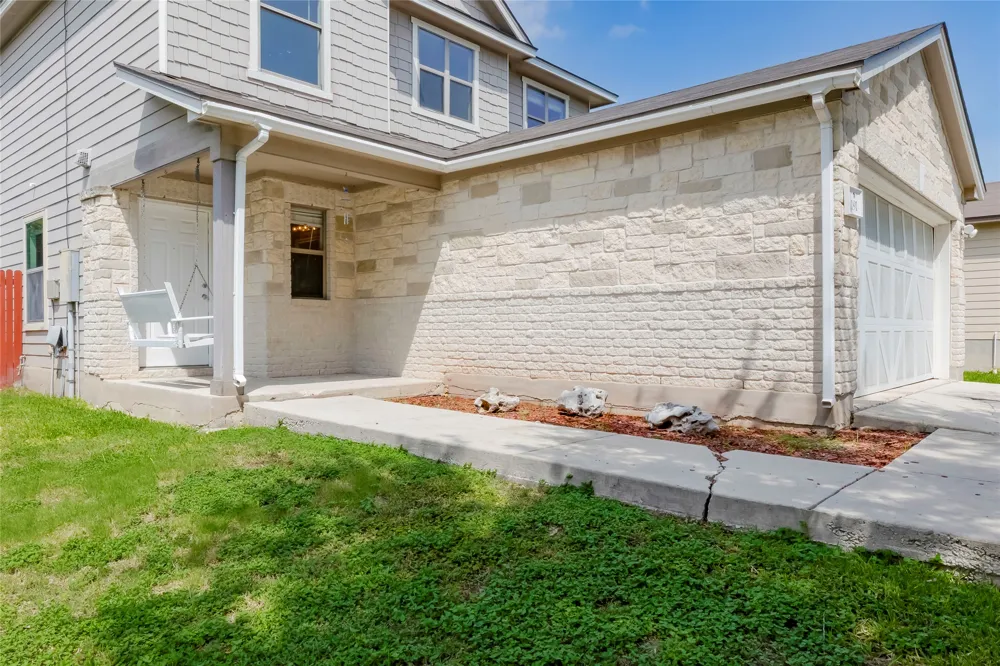 191 Beech Drive Kyle, TX 78640