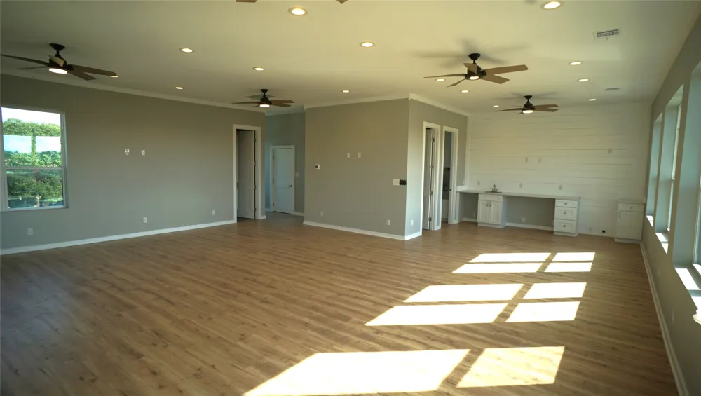 2501 Bruin Drive #52 Spicewood, TX 78669