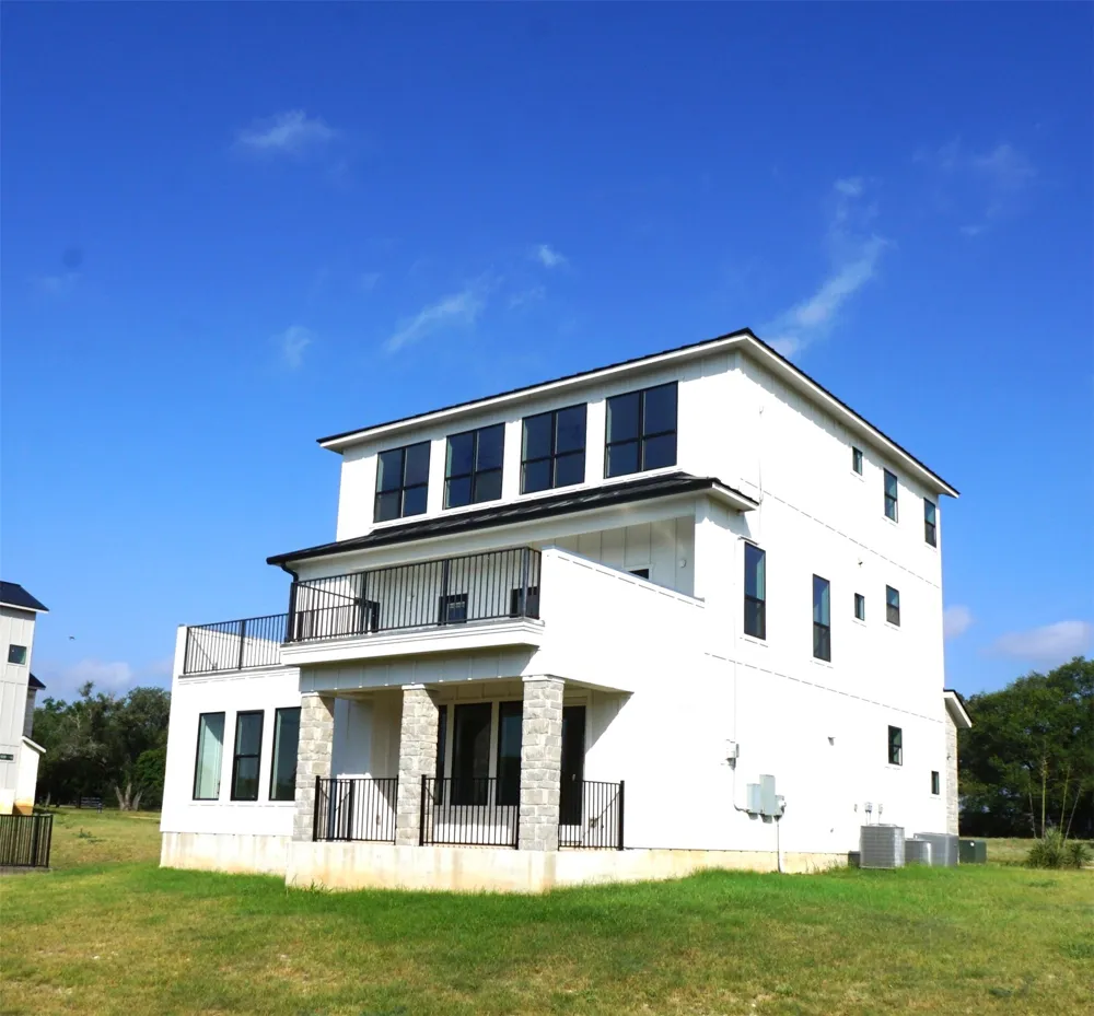 2501 Bruin Drive #52 Spicewood, TX 78669