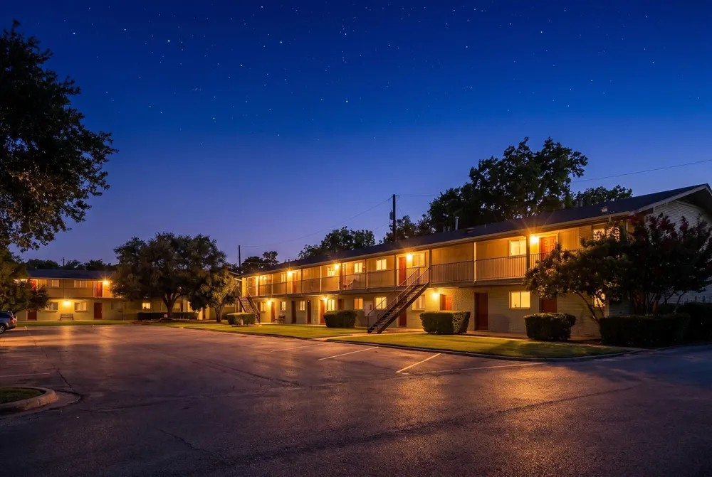 806 E 13th Street #104 Georgetown, TX 78626