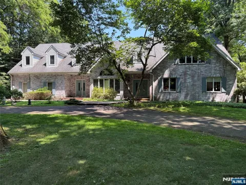 25 Ackerman Road