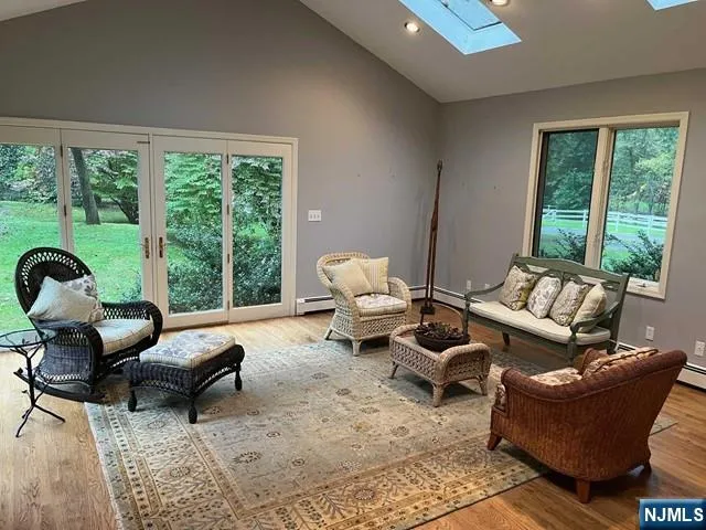 25 Ackerman Road Saddle River, NJ 07458
