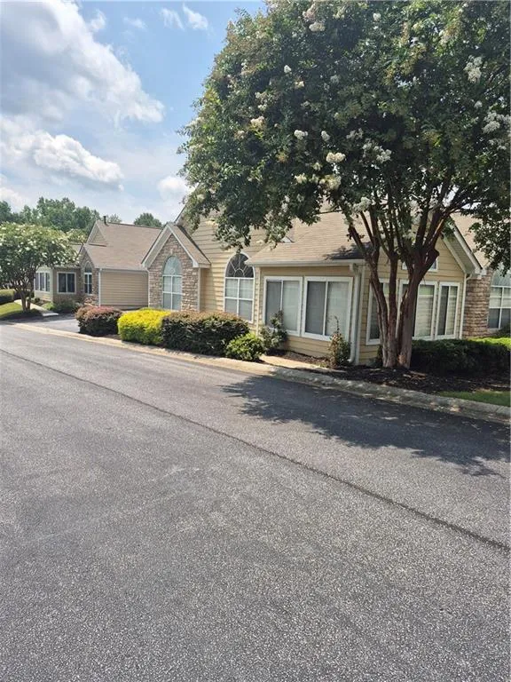 2191 Rockbridge Road #2101 Stone Mountain, GA 30087