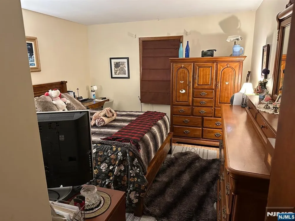 57A W Fairview Avenue Park Ridge, NJ 07645